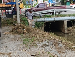 1.jpg - จัดเตรียมสถานที่จัดงานโครงการสืบสานประเพณียี่เป็ง วันลอยกระทง ประจำปี 2568 | https://www.sanpatong.go.th