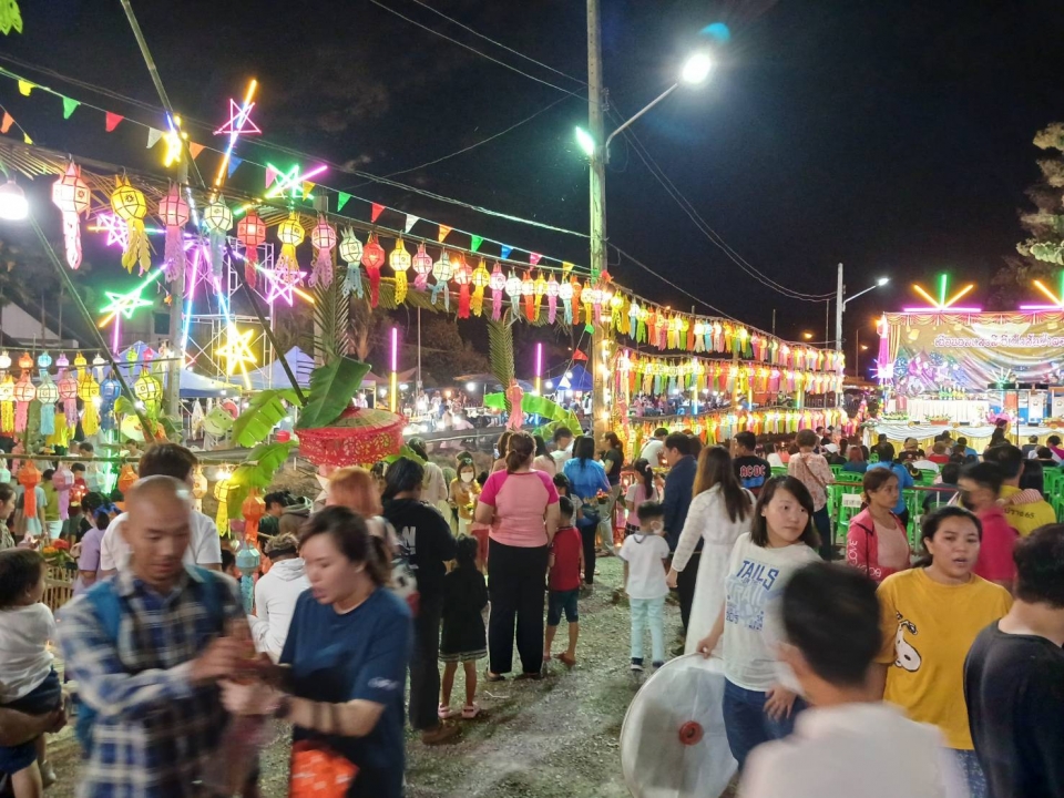 เทศบาลตำบลสันป่าตอง ได้จัดโครงการประเพณีลอยกระทง ประจำปีงบประมาณ ๒๕๖๗ ภาพที่ 24 | https://www.sanpatong.go.th