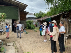 เทศบาลตำบลสันป่าตอง ลงพื้นที่ สำรวจ ช่วยเหลือ ในโครงการบ้านพอเพียงชนบท เพื่อขอรับงบประมาณในปีงบประมาณ  2568 ภาพที่ 2 | https://www.sanpatong.go.th