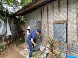 เทศบาลตำบลสันป่าตอง ลงพื้นที่ สำรวจ ช่วยเหลือ ในโครงการบ้านพอเพียงชนบท เพื่อขอรับงบประมาณในปีงบประมาณ  2568 ภาพที่ 7 | https://www.sanpatong.go.th