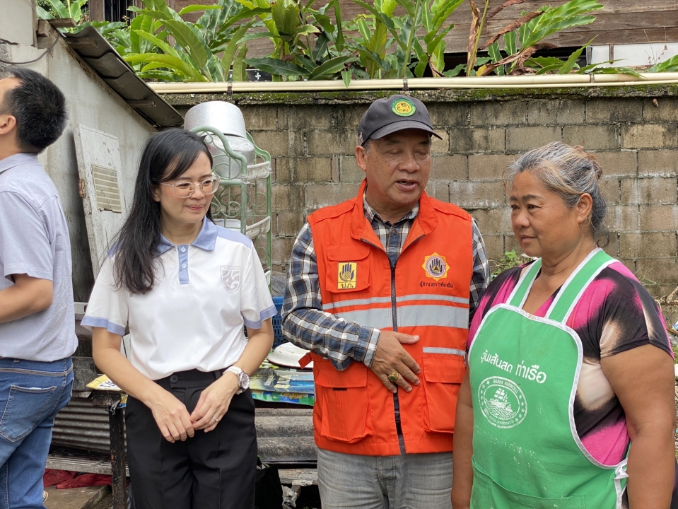  เทศบาลตำบลสันป่าตอง สำรวจเพื่อทำการปรับปรุงและซ่อมแซมบ้าน ให้แก่นาง ผ่องพรรณ์ ชัยลังกา ภาพที่ 14 | https://www.sanpatong.go.th
