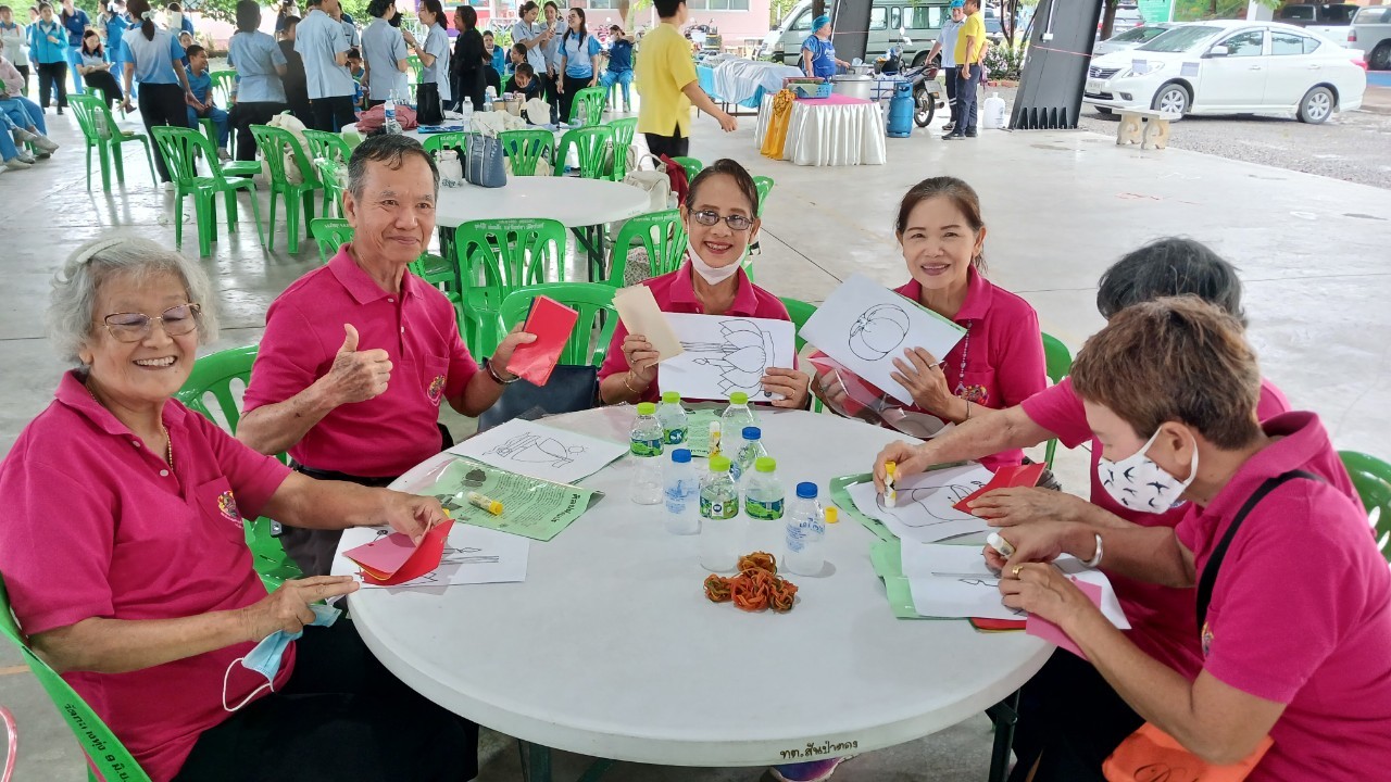 เทศบาลตำบลสันป่าตอง ได้จัดโครงการส่งเสริมการเรียนรู้ตามอัธยาศัยให้กับประชาชนในเขตเทศบาลตำบลสันป่าตอง (กิจกรรมครั้งที่ 1) ประจำปีงบประมาณ พ.ศ.2568 ภาพที่ 37 | https://www.sanpatong.go.th