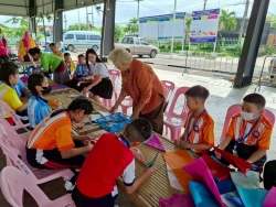 158145.jpg - เทศบาลตำบลสันป่าตองได้จัดโครงการเด็กและเยาวชนเทศบาลตำบลสันป่าตองรักษ์วัฒนธรรม ประเพณีและภูมิปัญญาท้องถิ่น | https://www.sanpatong.go.th