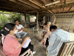 S__59850761_0.jpg - ​เทศบาลตำบลสันป่าตองทำการลงพื้นที่เก็บข้อมูลเพื่อช่วยเหลือ  | https://www.sanpatong.go.th