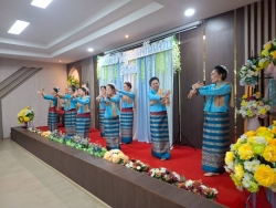 185360_0.jpg - กองการศึกษา เทศบาลตำบลสันป่าตอง ได้จัดโครงการแม่ตัวอย่างบุคคลต้นแบบ ประจำปีงบประมาณ2568 | https://www.sanpatong.go.th