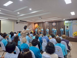 185362_0.jpg - กองการศึกษา เทศบาลตำบลสันป่าตอง ได้จัดโครงการแม่ตัวอย่างบุคคลต้นแบบ ประจำปีงบประมาณ2568 | https://www.sanpatong.go.th