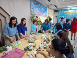 185368_0.jpg - กองการศึกษา เทศบาลตำบลสันป่าตอง ได้จัดโครงการแม่ตัวอย่างบุคคลต้นแบบ ประจำปีงบประมาณ2568 | https://www.sanpatong.go.th
