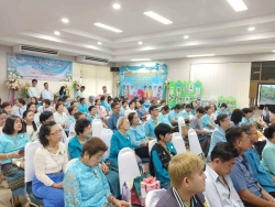 185396_0.jpg - กองการศึกษา เทศบาลตำบลสันป่าตอง ได้จัดโครงการแม่ตัวอย่างบุคคลต้นแบบ ประจำปีงบประมาณ2568 | https://www.sanpatong.go.th