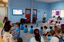 186045_0.jpg - กองการศึกษาเทศบาลตำบลสันป่าตอง  ได้จัดทำโครงการเรียนรู้สู่โลกกว้าง อนุบาลวัยใส (กิจกรรมวันแม่แห่งชาติ) | https://www.sanpatong.go.th