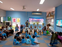 186051_0.jpg - กองการศึกษาเทศบาลตำบลสันป่าตอง  ได้จัดทำโครงการเรียนรู้สู่โลกกว้าง อนุบาลวัยใส (กิจกรรมวันแม่แห่งชาติ) | https://www.sanpatong.go.th