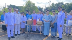 S__13221900.jpg - เทศบาลตำบลสันป่าตอง ได้เข้าร่วมกิจกรรมวันเฉลิมพระชนมพรรษา สมเด็จพระนางเจ้าสิริกิติ์ พระบรมราชินีนาถ พระบรมราชชนนีพันปีหลวง  | https://www.sanpatong.go.th