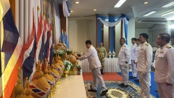 S__13221913.jpg - เทศบาลตำบลสันป่าตอง ได้เข้าร่วมกิจกรรมวันเฉลิมพระชนมพรรษา สมเด็จพระนางเจ้าสิริกิติ์ พระบรมราชินีนาถ พระบรมราชชนนีพันปีหลวง  | https://www.sanpatong.go.th