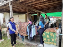 S__45203573_0.jpg - การลงพื้นที่เพื่อช่วยเหลือการก่อสร้าง ต่อเติมห้องน้ำให้บ้านผู้พิการและผู้สูงอายุ ในเขตเทศบาลตำบลสันป่าตอง | https://www.sanpatong.go.th