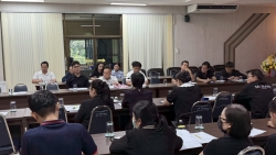 5.jpg - คณะผู้บริหาร สมาชิกสภาเทศบาล และพนักงานเทศบาลตำบลสันป่าตอง ประชุมประจำเดือน พฤศจิกายน 2568  ในวันที่ 11 พฤศจิกายน 2568 เวลา 13.30 น. ณ ห้องประชุมเทศบาลตำบลันป่าตอง | https://www.sanpatong.go.th