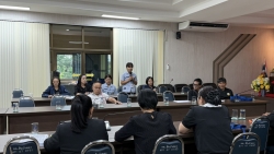 8.jpg - คณะผู้บริหาร สมาชิกสภาเทศบาล และพนักงานเทศบาลตำบลสันป่าตอง ประชุมประจำเดือน พฤศจิกายน 2568  ในวันที่ 11 พฤศจิกายน 2568 เวลา 13.30 น. ณ ห้องประชุมเทศบาลตำบลันป่าตอง | https://www.sanpatong.go.th