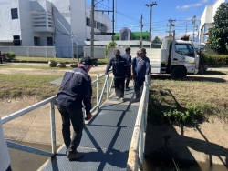8.jpg - กองช่าง เทศบาลตำบลสันป่าตอง ดำเนินการซ่อมแซมสะพานชำรุด บริเวณหลังธนาคารกรุงไทย | https://www.sanpatong.go.th