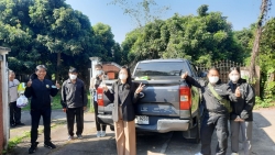 202020_0.jpg - ลงพื้นที่มอบแพมเพิสและแผ่นรองซับ ให้กับคนพิการ (ติดเตียง) ในเขตเทศบาลตำบลสันป่าตอง | https://www.sanpatong.go.th