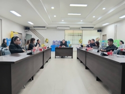 230286_0.jpg - การประชุมเพื่อปรึกษาหารือการจัดโครงการวิจัยและบริการวิชาการแก่สังคม ระดับมหาวิทยาลัย | https://www.sanpatong.go.th