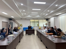 4_0.jpg - ประชุมเพื่อติดตามและประเมินผลแผนพัฒนาเทศบาล พ.ศ.2568 | https://www.sanpatong.go.th