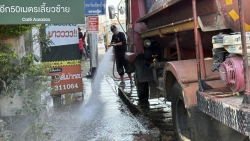 S__19161108.jpg - เทศบาลตำบลสันป่าตอง ได้ทำความสะอาดถนนหนทาง เพื่อความเป็นระเบียบเรียบร้อย สะอาด สวยงาม   ต้อนรับปีใหม่ | https://www.sanpatong.go.th