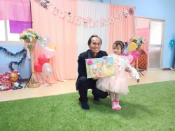 ศูนย์พัฒนาเด็กเล็กเทศบาลตำบลสันป่าตอง จัดโครงการเรียนรู้สู่โลกกว้าง อนุบาลวัยใส(กิจกรรมทำบุญส่งท้ายปีเก่าต้อนรับปีใหม่) ภาพที่ 51 | https://www.sanpatong.go.th
