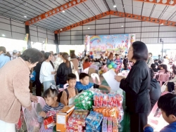 237898_0.jpg - กองการศึกษา เทศบาลตำบลสันป่าตอง จัดโครงการสานฝันวันเด็กแห่งชาติ ปีพ.ศ.2569 | https://www.sanpatong.go.th