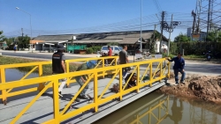 43320.jpg - เทศบาลตำบลสันป่าตองได้ดำเนินการขยายสะพานหลังธนาคารกรุงไทย | https://www.sanpatong.go.th