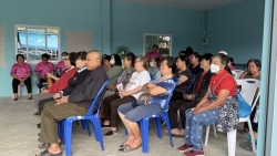 S__18251784.jpg - เทศบาลตำบลสันป่าตองได้เข้าร่วมประชุมประชาคมเพื่อทบทวนแผนพัฒนาท้องถิ่นระดับหมู่บ้าน ณ อาคารจามจุรี  | https://www.sanpatong.go.th