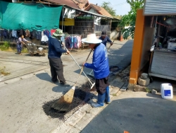 43816.jpg - เทศบาลตำบลสันป่าตอง ร่วมกับกองช่าง ได้ดำเนินการซ่อมแซมถนนและไหล่ทาง บริเวณชุมชนหลังตลาด บ้านสันป่าตอง | https://www.sanpatong.go.th