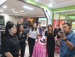 S__18489400.jpg - การประชุมการใช้ห้องประชุมและเครื่องเสียง อุปกรณ์ต่างๆ ในห้องประชุม | https://www.sanpatong.go.th