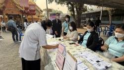 S__18636830.jpg - เทศบาลตำบลสันป่าตองได้เข้าร่วมประชุมประชาคมเพื่อทบทวนแผนพัฒนาท้องถิ่นระดับหมู่บ้าน บ้านช่างกระดาษ | https://www.sanpatong.go.th