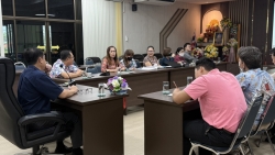 S__19922977.jpg - เทศบาลตำบลสันป่าตองได้เข้าร่วมการประชุมกับบริษัท Bedrock Analytics ได้ให้ความรู้เกี่ยวกับงานสารบรรณอิเล็กทรอนิกส์ แพลตฟอร์มที่เพิ่มรายได้ในท้องถิ่น  | https://www.sanpatong.go.th