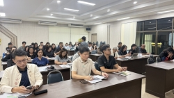 S__21209111.jpg - อบจ.จังหวัดเชียงใหม่ ร่วมกับ คณะรัฐศาสตร์และรัฐประศาสนศาสตร์จัดทำประเด็นยุทธ์ศาสตร์การพัฒนาขององค์กรปกครองส่วนท้องถิ่น จังหวัดเชียงใหม่  (พ.ศ. 2571-2575)  | https://www.sanpatong.go.th