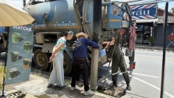 S__34619402.jpg - เทศบาลตำบลสันป่าตอง  งานป้องกันและบรรเทาสาธารณภัย สำนักปลัดเทศบาล สนับสนุนรถบรรทุกน้ำอเนกประสงค์ขนาด 5,000 ลิตร ร่วมกับกองช่าง | https://www.sanpatong.go.th