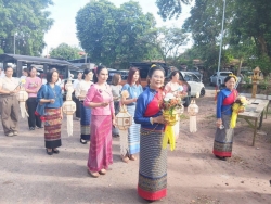 293988_0.jpg - เทศบาลตำบลสันป่าตองเข้าร่วมเดินขบวนโครงการ 