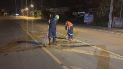 S__35266567.jpg - เทศบาลตำบลสันป่าตอง ร่วมกับ งานป้องกันและบรรเทาสาธารณภัย สำนักปลัดเทศบาล รับแจ้งทางวิทยุสื่อสาร เหตุรถยนต์ชนเสาไฟฟ้า | https://www.sanpatong.go.th