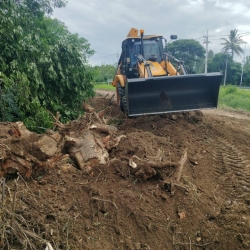 S__32325702.jpg - เทศบาลตำบลสันป่าตอง ร่วมกับ งานป้องกันและบรรเทาสาธารณภัย สำนักปลัดเทศบาล ร่วมกับกองช่าง ดำเนินการตัดกิ่งไม้ ตอไม้  | https://www.sanpatong.go.th
