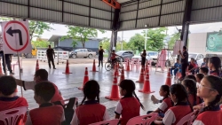 S__22208535.jpg - เทศบาลตำบลสันป่าตอง จัดอบรมโครงการ “เสริมสร้างความปลอดภัย สร้างวินัยจราจร” มุ่งลดอุบัติเหตุในชุมชน | https://www.sanpatong.go.th