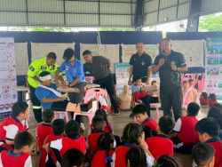 S__22208541.jpg - เทศบาลตำบลสันป่าตอง จัดอบรมโครงการ “เสริมสร้างความปลอดภัย สร้างวินัยจราจร” มุ่งลดอุบัติเหตุในชุมชน | https://www.sanpatong.go.th