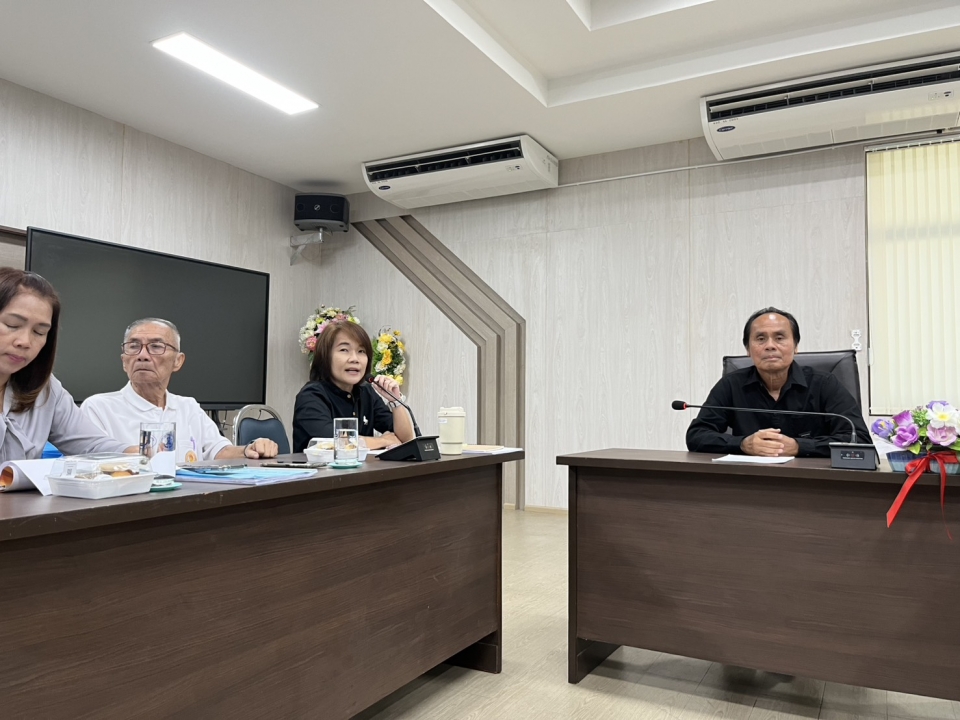 ประชุมพิจารณาร่างแผนพัฒนาท้องถิ่น พ.ศ.2566-2570 (เพิ่มเติม) ครั้งที่ 1 พ.ศ.2569 และ พิจารณาร่างแผนพัฒนาท้องถิ่น  พ.ศ.2571-2575 ภาพที่ 7 | https://www.sanpatong.go.th