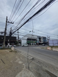 72750.jpg - เทศบาลตำบลสันป่าตอง ร่วมกับงานป้องกันและบรรเทาสาธารณภัยสำนักปลัดเทศบาล  ดำเนินการสำรวจเศษสายไฟฟ้า ถนนเชียงใหม่-ฮอด ช่วงสะพานสันคะยอม- สะพานแม่กุ้ง ฝั่งซ้ายและขวา | https://www.sanpatong.go.th