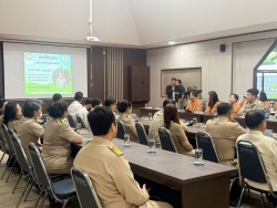 46112_0.jpg - พิธีต้อนรับ นายสายฟ้า บุญตอม เข้ารับตำแหน่งผู้อำนวยการกองศึกษาเทศบาลตำบลสันป่าตอง | https://www.sanpatong.go.th