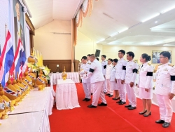 S__22765709.jpg - เทศบาลตำบลสันป่าตอง ได้เข้าร่วมกิจกรรม เฉลิมพระเกียรติพระบาทสมเด็จพระเจ้าอยู่หัว ​เนื่องในโอกาสพระราชพิธีมหามงคลเฉลิมพระชนมพรรษา 7 รอบ 28 กรกฎาคม 2569 | https://www.sanpatong.go.th