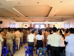 S__22765715.jpg - เทศบาลตำบลสันป่าตอง ได้เข้าร่วมกิจกรรม เฉลิมพระเกียรติพระบาทสมเด็จพระเจ้าอยู่หัว ​เนื่องในโอกาสพระราชพิธีมหามงคลเฉลิมพระชนมพรรษา 7 รอบ 28 กรกฎาคม 2569 | https://www.sanpatong.go.th