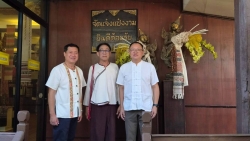 7.jpg - นายอิทธิรัฐ สินารักษ์ ท่องเที่ยวและทีฬาจังหวัดเชียงใหม่  พร้อมด้วย นายสุภชัย  พรหมเสนใจ นายกเทศมนตรีตำบลสันป่าตอง และนายอภิชาต  เทพชา ปลัดเทศบาลตำบลสันป่าตอง ลงพื้นที่ดำเนินโครงการต่อยอดการท่องเที่ยว   โดยชุมชนกลุ่มชาติพันธุ์ | https://www.sanpatong.go.th