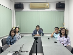 S__111788037_0.jpg - ประชุมชี้แจงกับคณะกรรมาธิการวิสามัญพิจารณาร่างพระราชบัญญัติงบประมาณรายจ่าย ประจำปีงบประมาณ พ.ศ.2570  | https://www.sanpatong.go.th