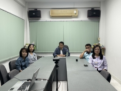 S__111788042_0.jpg - ประชุมชี้แจงกับคณะกรรมาธิการวิสามัญพิจารณาร่างพระราชบัญญัติงบประมาณรายจ่าย ประจำปีงบประมาณ พ.ศ.2570  | https://www.sanpatong.go.th