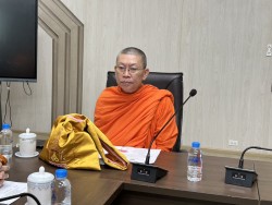 เทศบาลตำบลสันป่าตอง ร่วมกับอำเภอสันป่าตองประชุมซักซ้อมแนวทางปฏิบัติในการจัดพิธีถวายดอกไม้จันทน์ งานพระราชพิธีถวายพระเพลิงพระบรมศพ  สมเด็จพระนางเจ้าสิริกิติ์ พระบรมราชินีนาถ ภาพที่ 1 | https://www.sanpatong.go.th