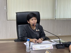 เทศบาลตำบลสันป่าตอง ร่วมกับอำเภอสันป่าตองประชุมซักซ้อมแนวทางปฏิบัติในการจัดพิธีถวายดอกไม้จันทน์ งานพระราชพิธีถวายพระเพลิงพระบรมศพ  สมเด็จพระนางเจ้าสิริกิติ์ พระบรมราชินีนาถ ภาพที่ 3 | https://www.sanpatong.go.th