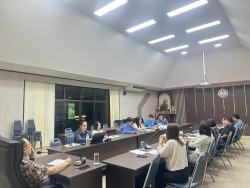  ประชุมคณะกรรมการติดตามและประเมินผลการใช้จ่ายเงินอุดหนุน ภาพที่ 11 | https://www.sanpatong.go.th